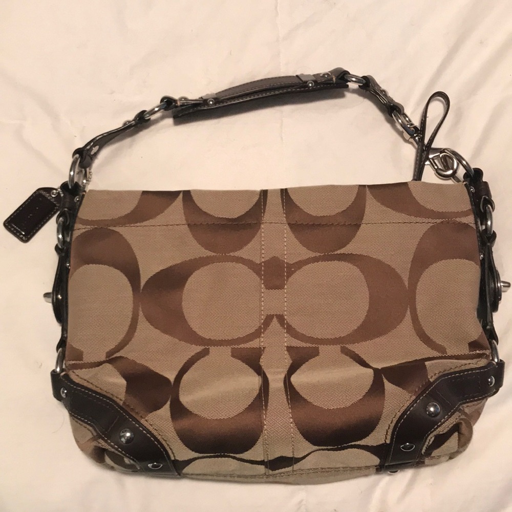 Coach handbag— brown medium sized shoulder bag